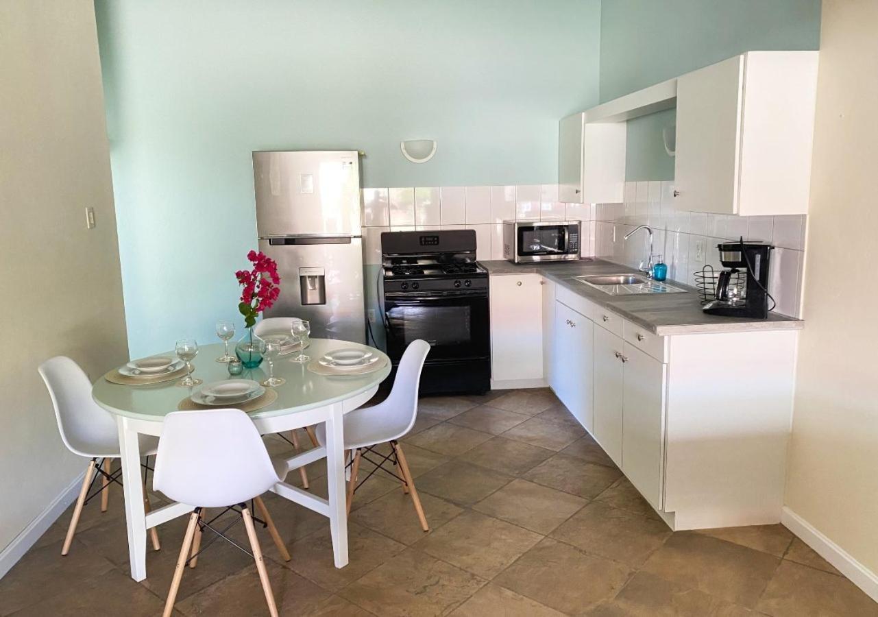 Pura Vida Aruba Appartement Palma Noord Bagian luar foto