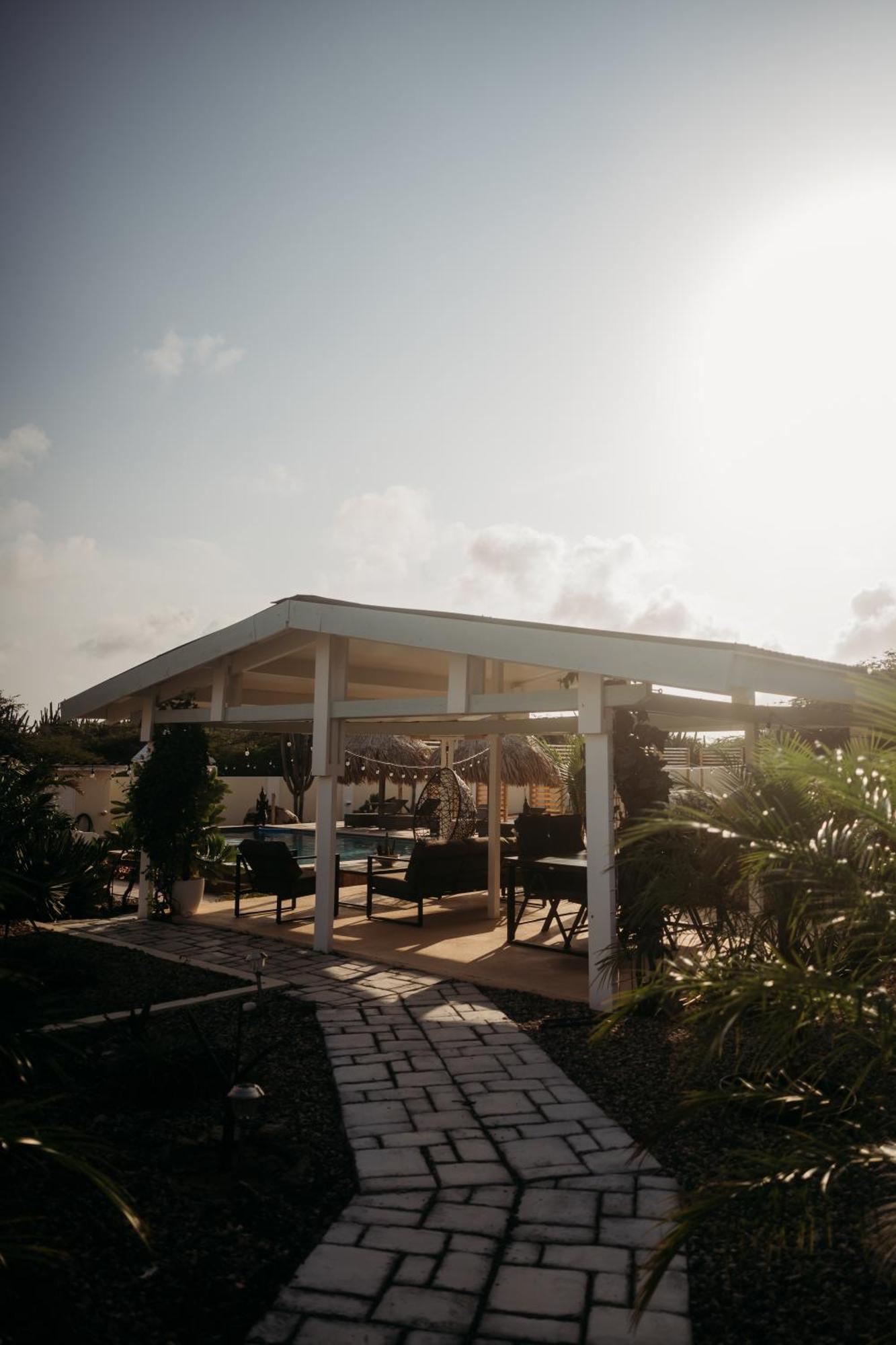 Pura Vida Aruba Appartement Palma Noord Bagian luar foto