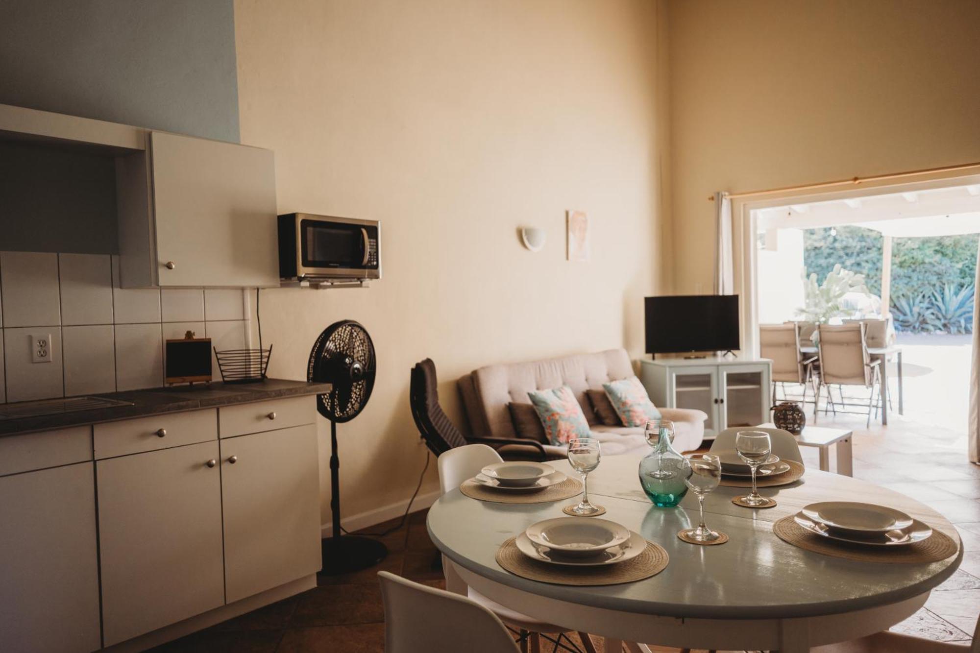 Pura Vida Aruba Appartement Palma Noord Bagian luar foto